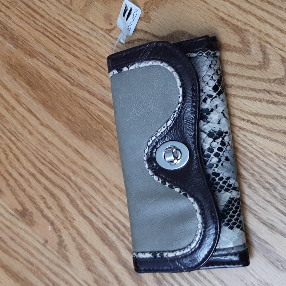 NWT ICING SNAKE PRINT WALLET.